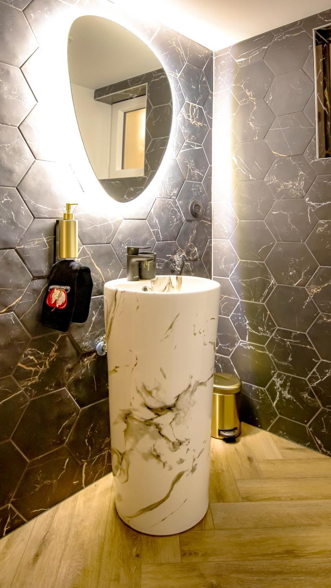 Le Fruit Defendu 67 Otel Brumath Dış mekan fotoğraf